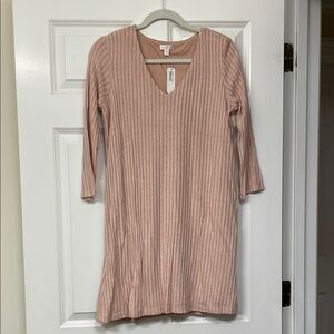 Women’s Pink Ribbed V-Neck Dress Size M